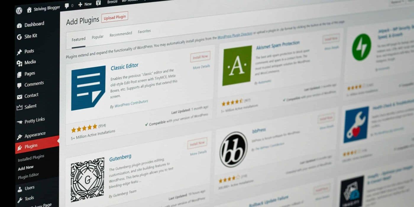 Dashboard WordPress manutenzione plugin aggiornamenti sicurezza