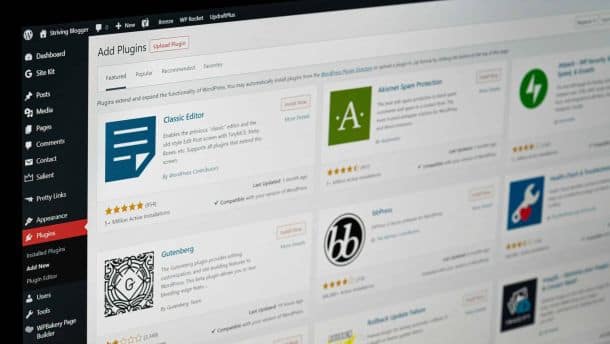 Dashboard WordPress manutenzione plugin aggiornamenti sicurezza