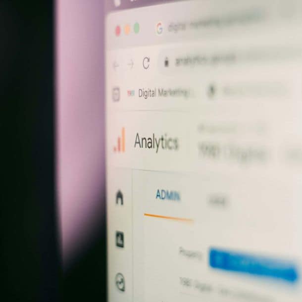 Dashboard Google Analytics grafici traffico sito web